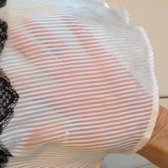 WHBM hi-low sheer long sleeve sheer stripes blouse XS black white - Picture 10 of 15